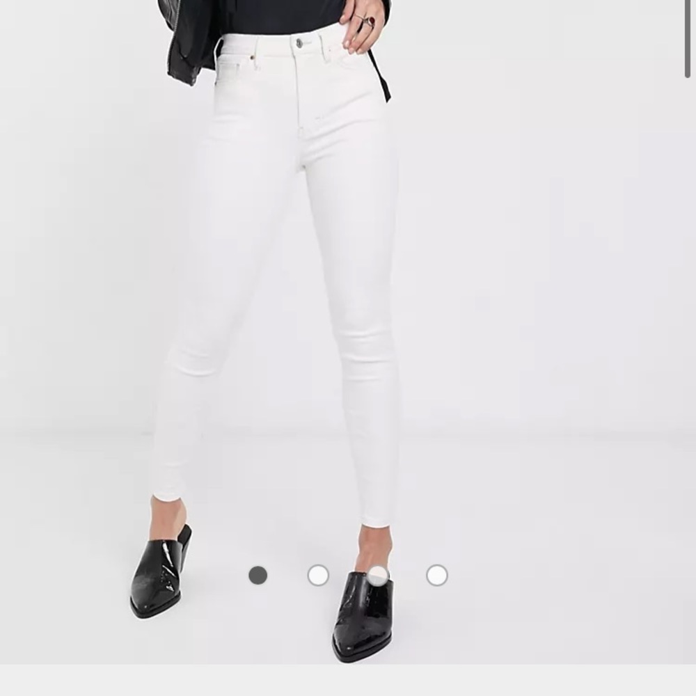Topshop Jamie high rise white jeans